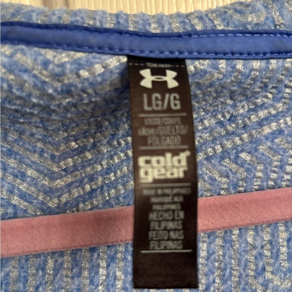 Like new-Hooded Women’s Blue Under Armour jacket - Picture 8 of 9